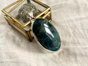 Blue Apatite Naevia Pendant - Large Oval